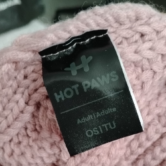 Cozy Pink Knit Pom-Pom Beanie for  Women - Picture 4 of 4